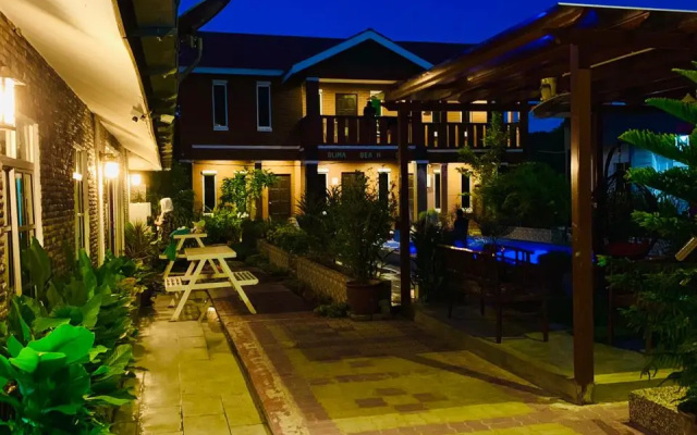Отель Dlima Beach Inn Langkawi