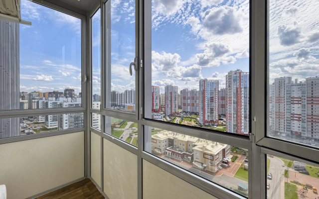 Апартаменты MyHomeYourHome на Маршала Казакова 72 к1