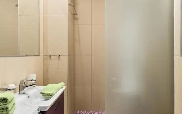 Апартаменты Flat in modern Provence