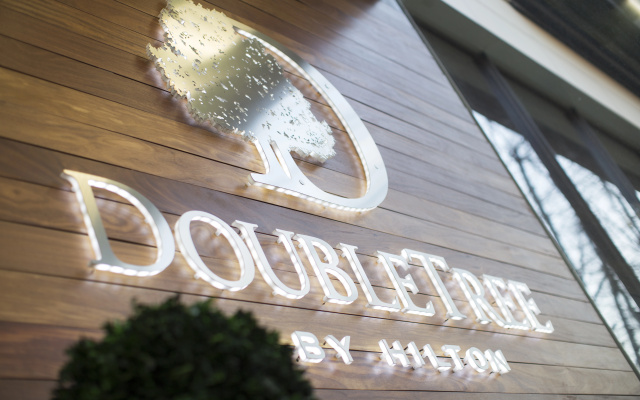 Отель Doubletree by Hilton Moscow - Marina