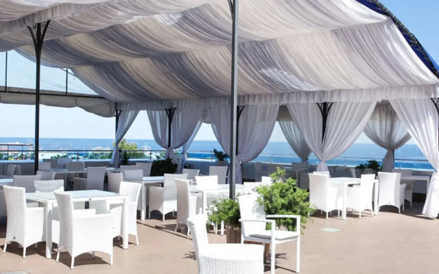 Hotel Aquamarine Deluxe SPA