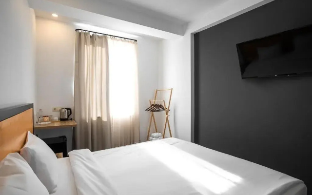 Guest rooms · Tbilisi — photo 23