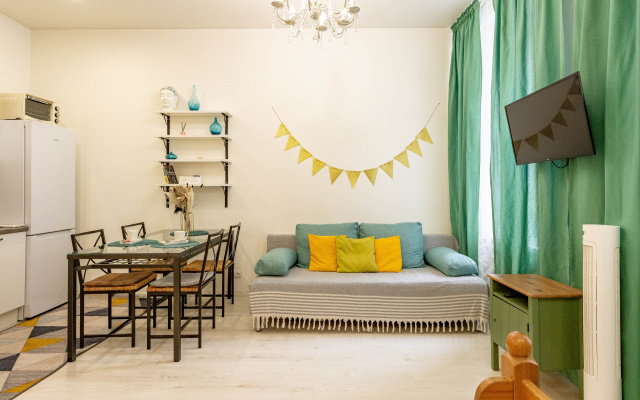 Квартира Студия Sergeew Apartments у нaбеpeжной Фoнтaнки
