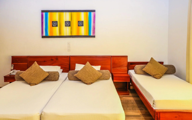 Oak Ray Regency Hotel