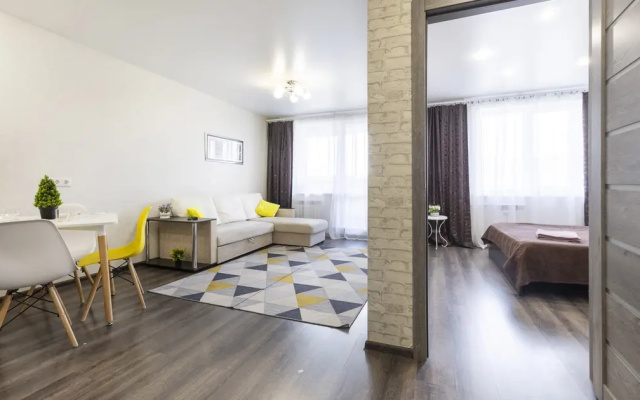 Апартаменты Prince Apartments на Проезде Северный Власихинский 104 (200)