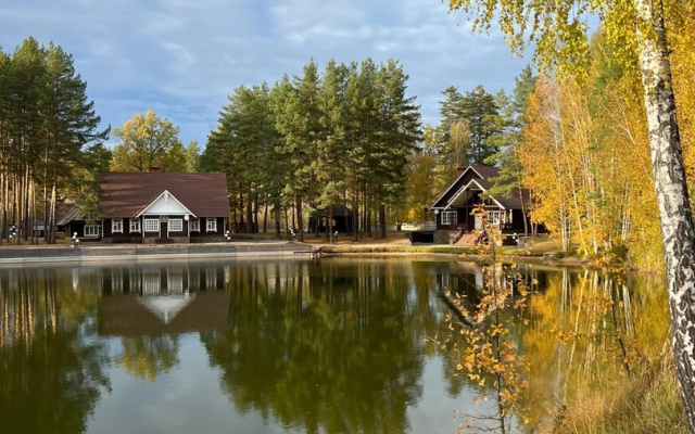 Отель Закрытый загородный клуб Дворянская усадьба