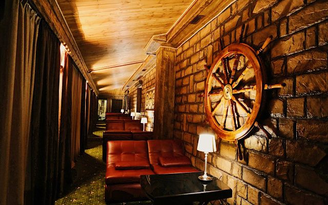 Shangri-La Guest House