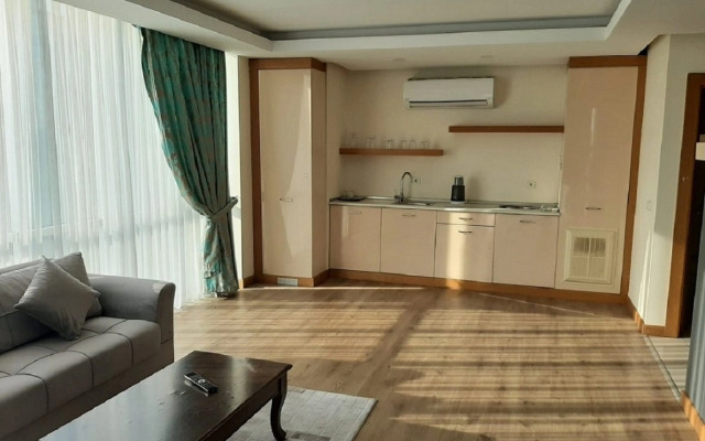 Myy Suites Apart-Hotel