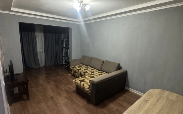 Квартира 3-х комнатная в центре Гагры