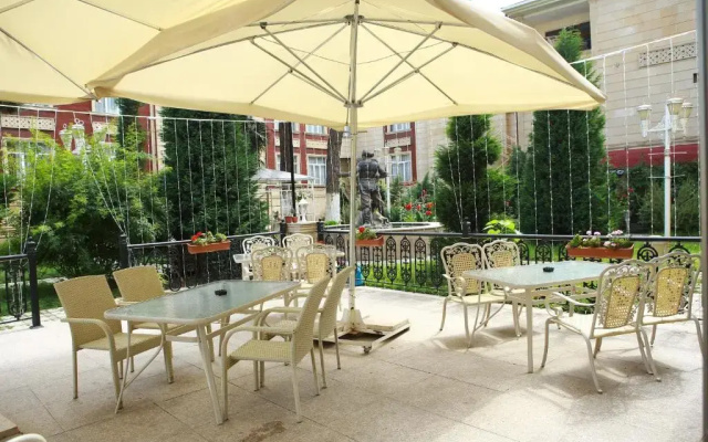 Deluxe Hotel Ganja