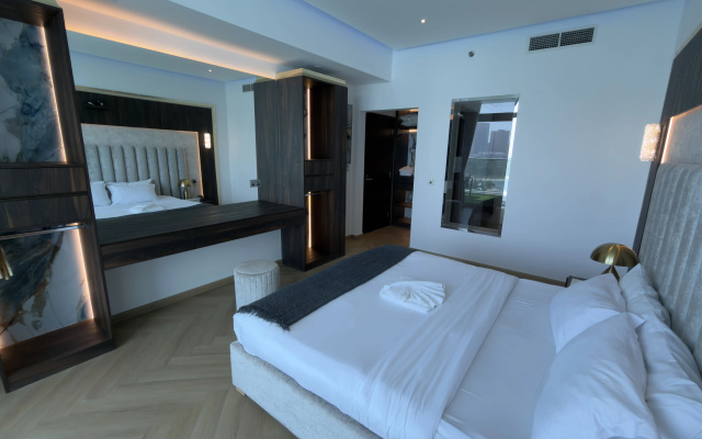 Апартаменты Highend Ultra Luxury Azure Residences