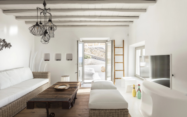 Amorous Luxury Villa