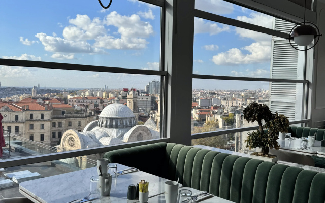 CVK Taksim Hotel