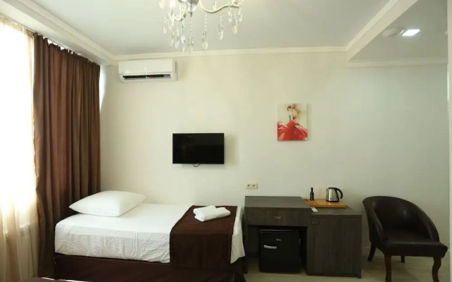 Guest rooms · Batumi — photo 26