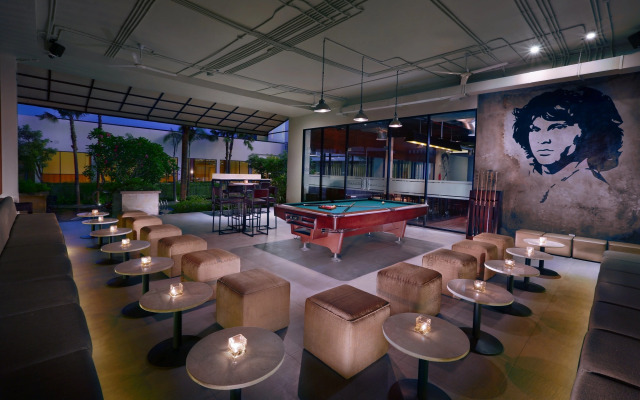 Отель Aston Bojonegoro City Hotel