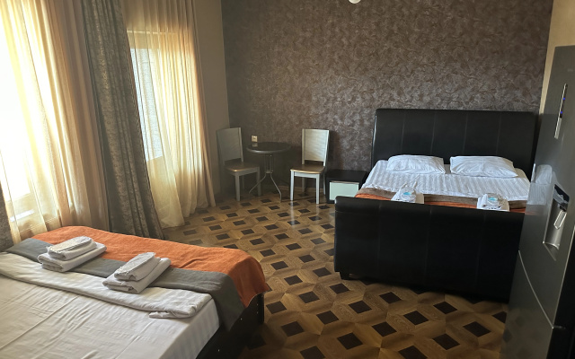 Classic Quadruple room · Hotel Piano — photo 1