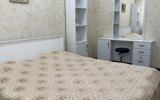 Квартира на набережной