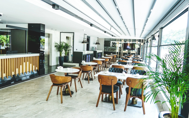 Отель Ni Hotel Lara