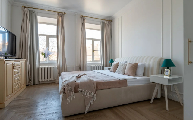 Квартира MyHomeYourHome на Рубинштейна 5