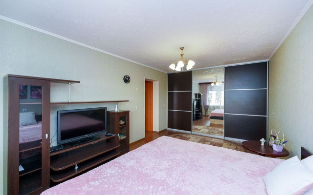 Квартира на улице Красных Партизан 4/3