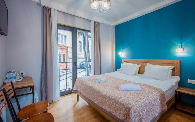 Guest rooms · Tbilisi — photo 25