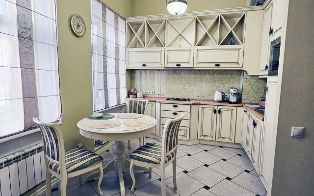 Апартаменты Life Inn near Hermitage