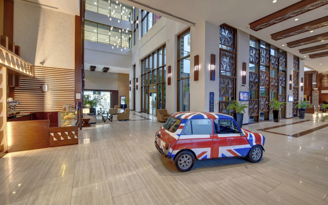Отель Metropolitan Hotel Dubai