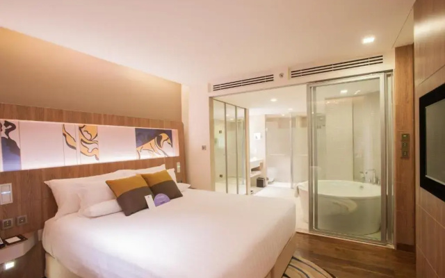 Отель Novotel Bangkok Sukhumvit 20