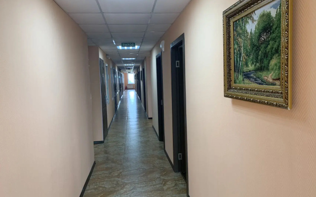 Отель Восток