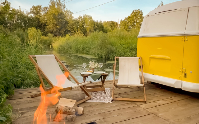 Глэмпинг Hippy Hotel