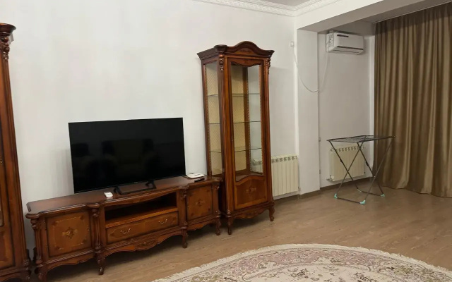 Квартира Уютная 2-х Комнатная Квартира на Берегу Моря