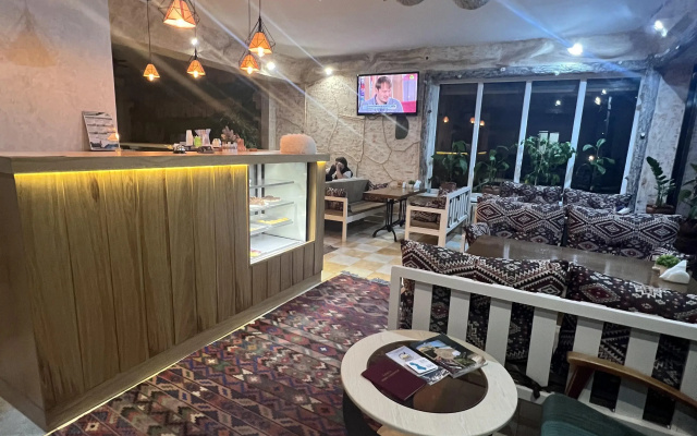 Hotel Briz