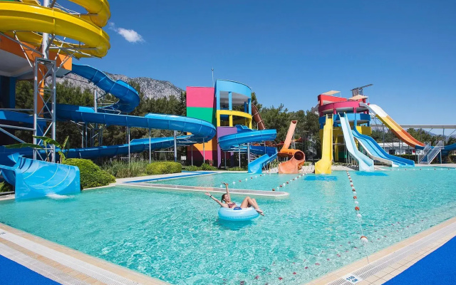 Rixos Sungate