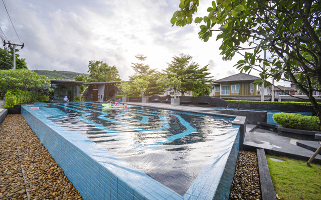 4 BR Saransiri Villa 2#l Pool Gym Garage Netflix	