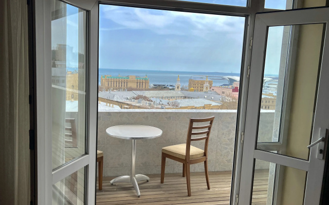 Апартаменты Sea View Central Apartment