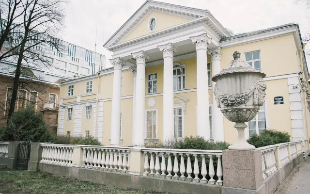 Квартира на Петрoгрaдскoй стoрoне