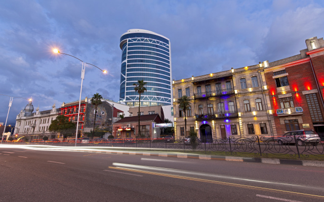 Hotel exterior · Batumi — photo 15