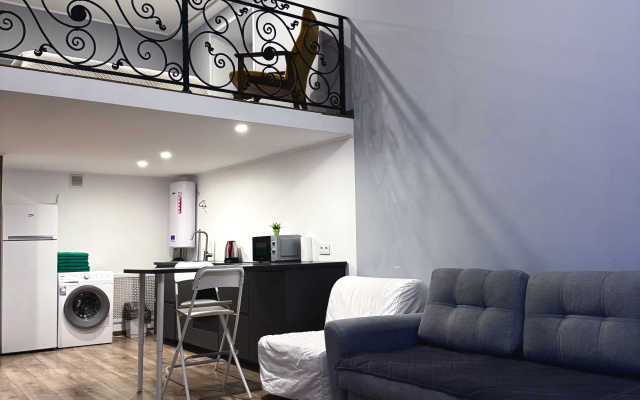 Квартира Cтудия Лофт Двухуровневая Yarapartments
