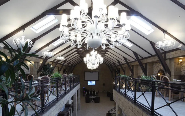 Vintazh Hotel