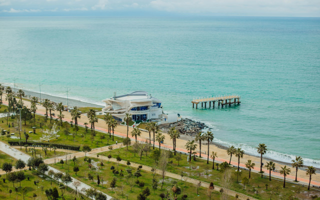 Апартаменты VIP Beach Front Sea View Studio