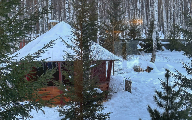 Коттедж на 17 гостей с красивым видом из окна и террасой