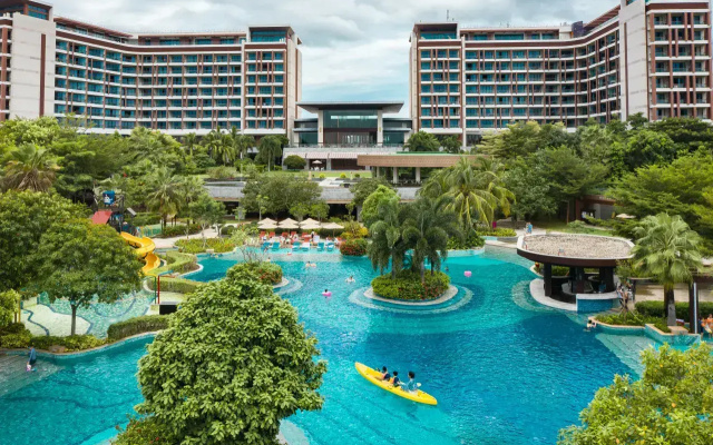 Отель Sofitel Sanya Leeman Resort