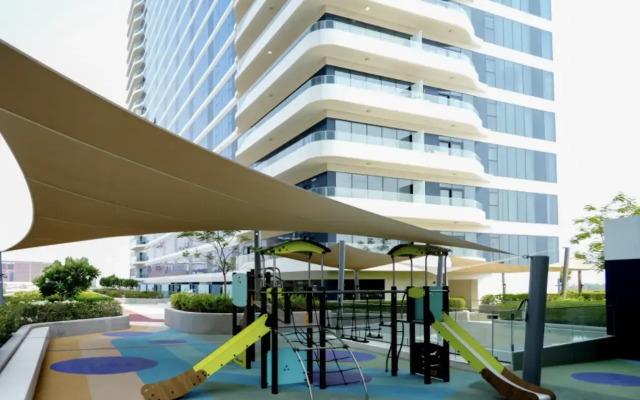 Отель Capital Suites