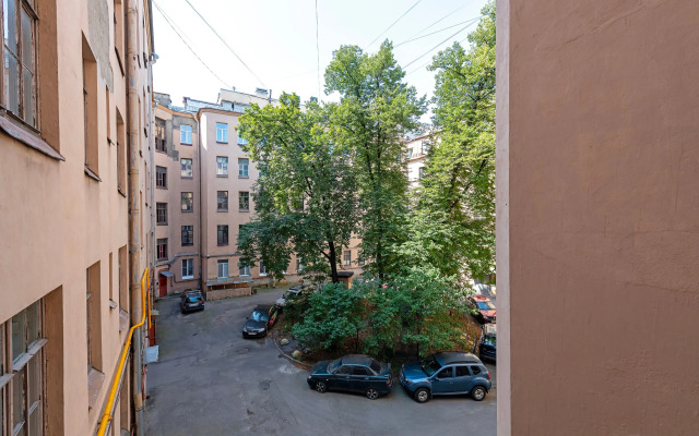 Квартира Двухуровневая студия рядом с Петропавловской крепостью и Невой
