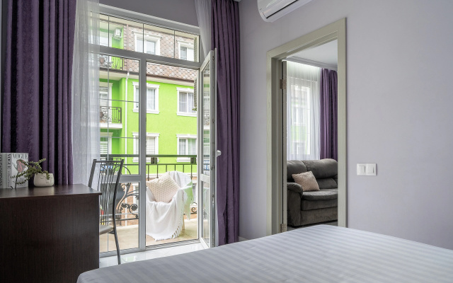 Апартаменты Red Apartments Арт Лайт Сити апартамент Харден