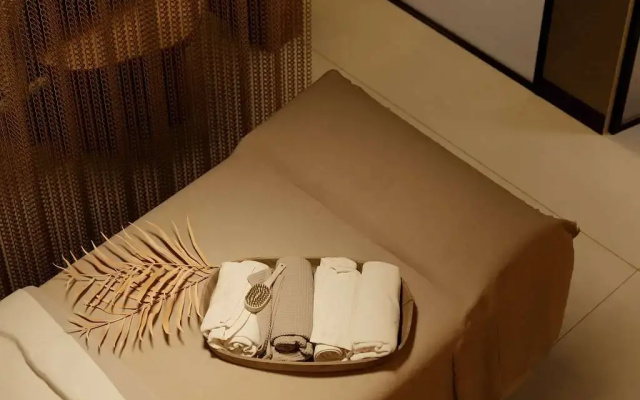 Отель Movenpick Yerevan