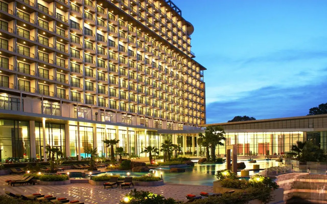 Отель The Zign Hotel