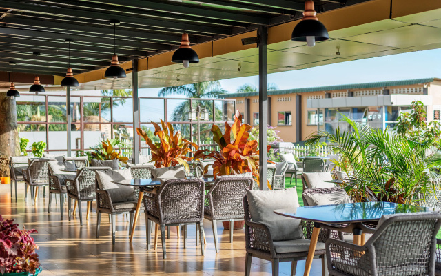 Отель Afro Park Hotel And Health Club