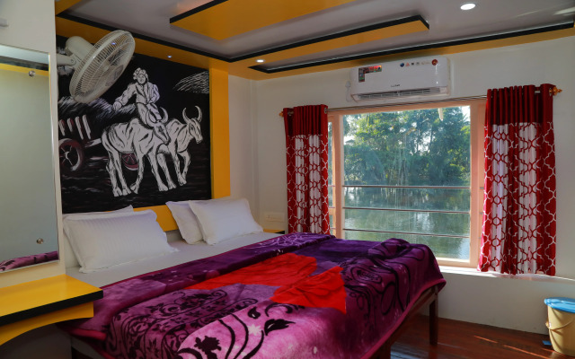 Отель Sreekrishna 3 Bedroom Private Houseboat