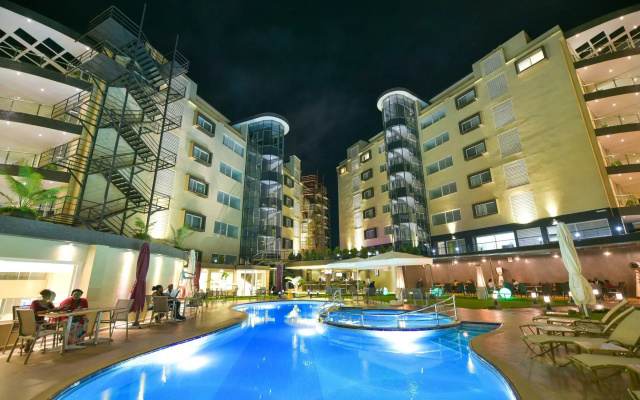 Отель Protea Hotel by Marriott Kampala Skyz
